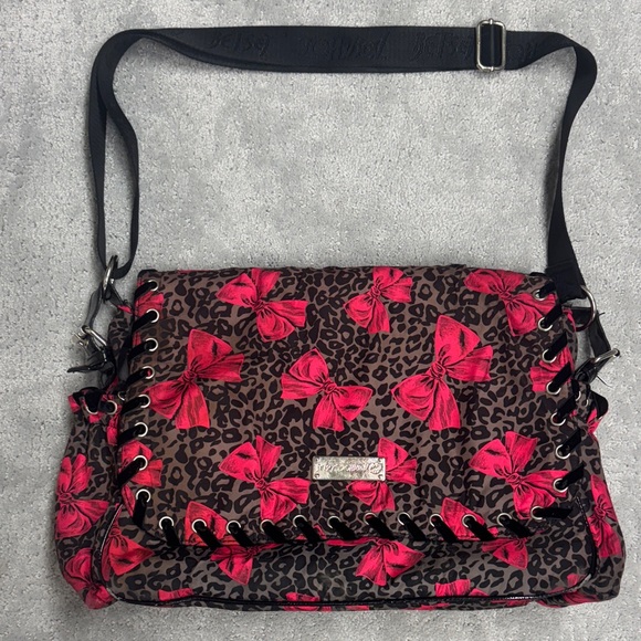 Betsey Johnson Handbags - Betsey Johnson Pink Bow Leopard Crossbody Bag